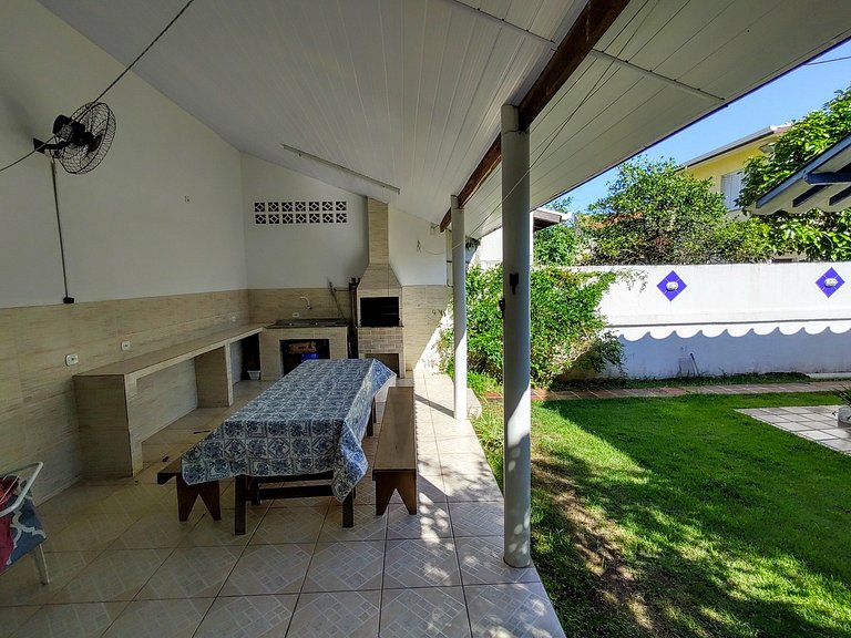 Alugar casa Matinhos Airbnb Booking curta temporada